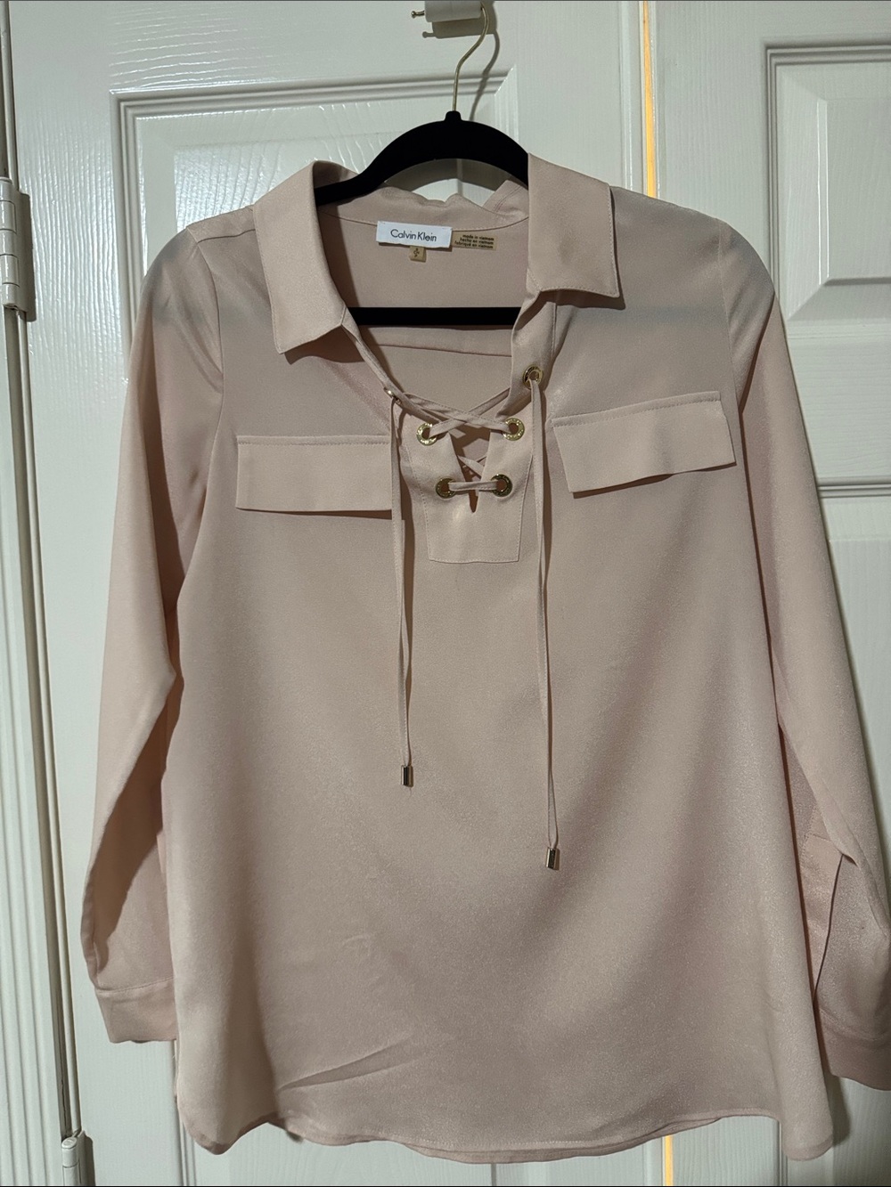Calvin Klein Lace-Up Collared Blouse in Blush
